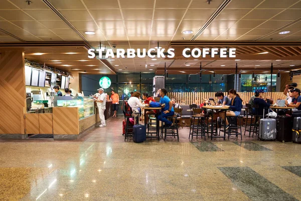 Starbucks all'aeroporto di Singapore Changi — Foto Stock