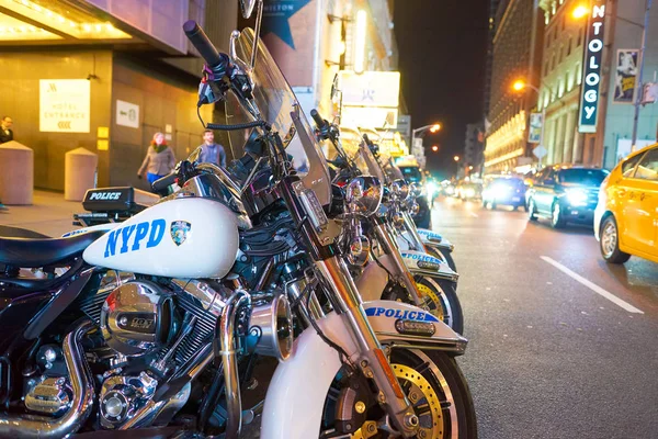 Motocicletas policiales en NYPD —  Fotos de Stock