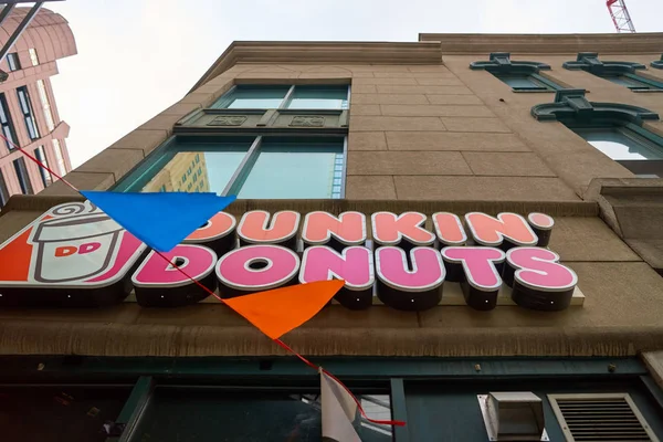 Dunkin ' Donuts znamení — Stock fotografie