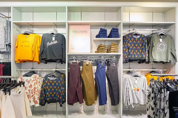 H & M Store in Hong Kong — Stockfoto