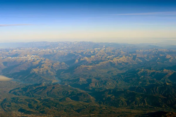 Vista aérea desde el plano — Foto de Stock
