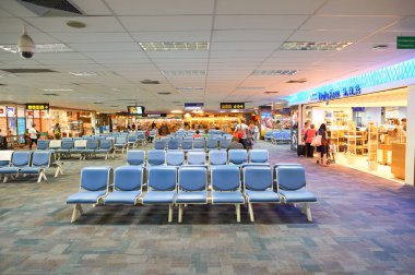 Phuket Uluslararası Havaalanı'nda bekleyen Salonu