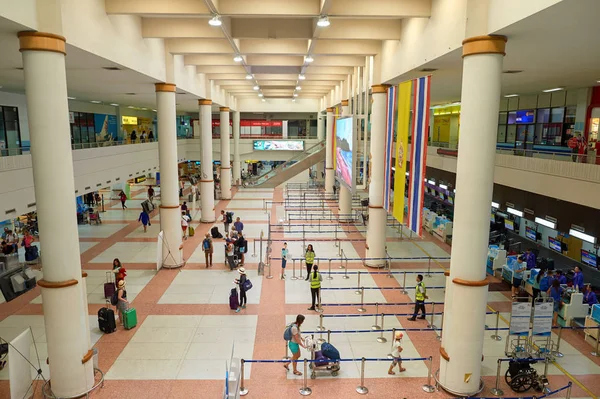 Odprawy w Phuket International Airport — Zdjęcie stockowe