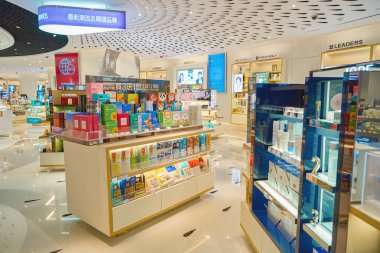 gösteri-kozmetik mağazası durumlarda