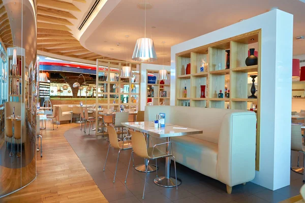 Carluccio resaurant interno — Foto Stock