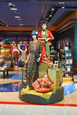 Dubai Havaalanı'na hediye eşya dükkânı