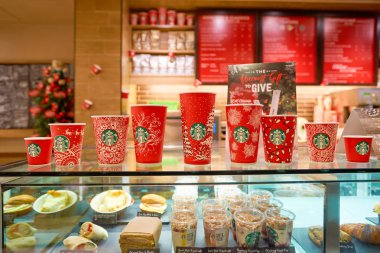  tatil uyarayım, fincan Starbucks '
