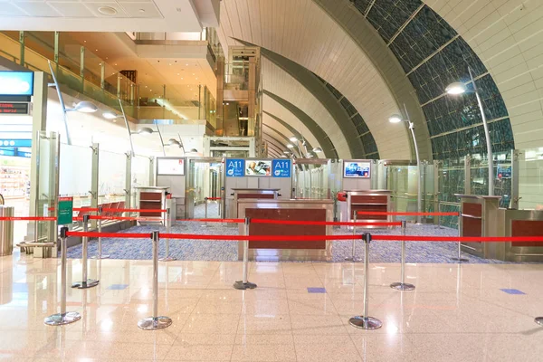 Interior of Dubai International Airport — Stock Photo, Image