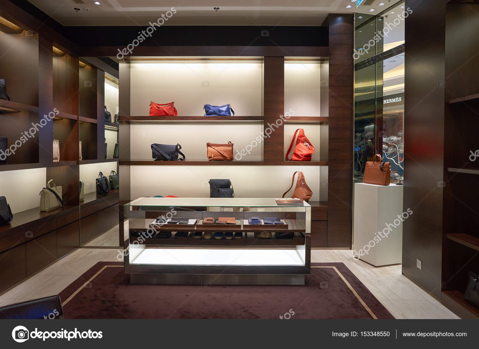 loewe store