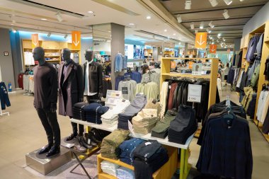 H ve M store içinde Hong Kong