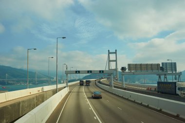 Hong Kong gündüz adlı