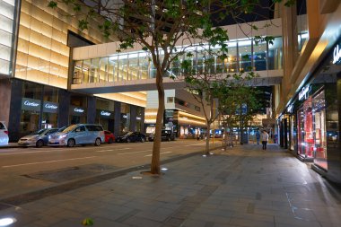 Hong Kong gece adlı