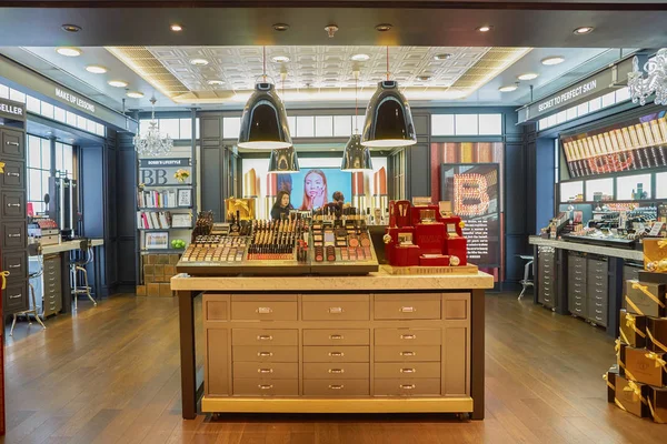 Tienda Bobbi Brown — Foto de Stock