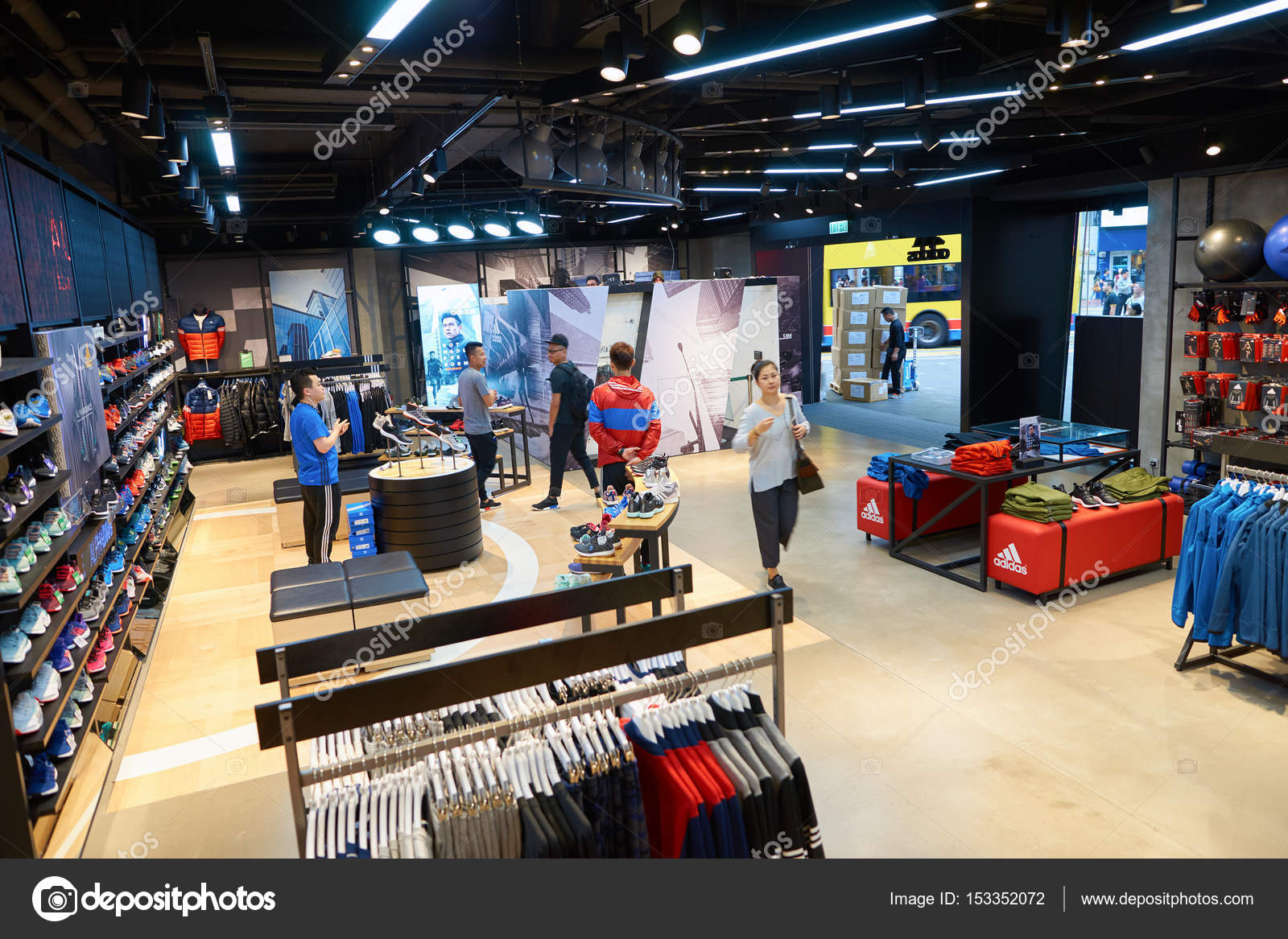 adidas store 2016