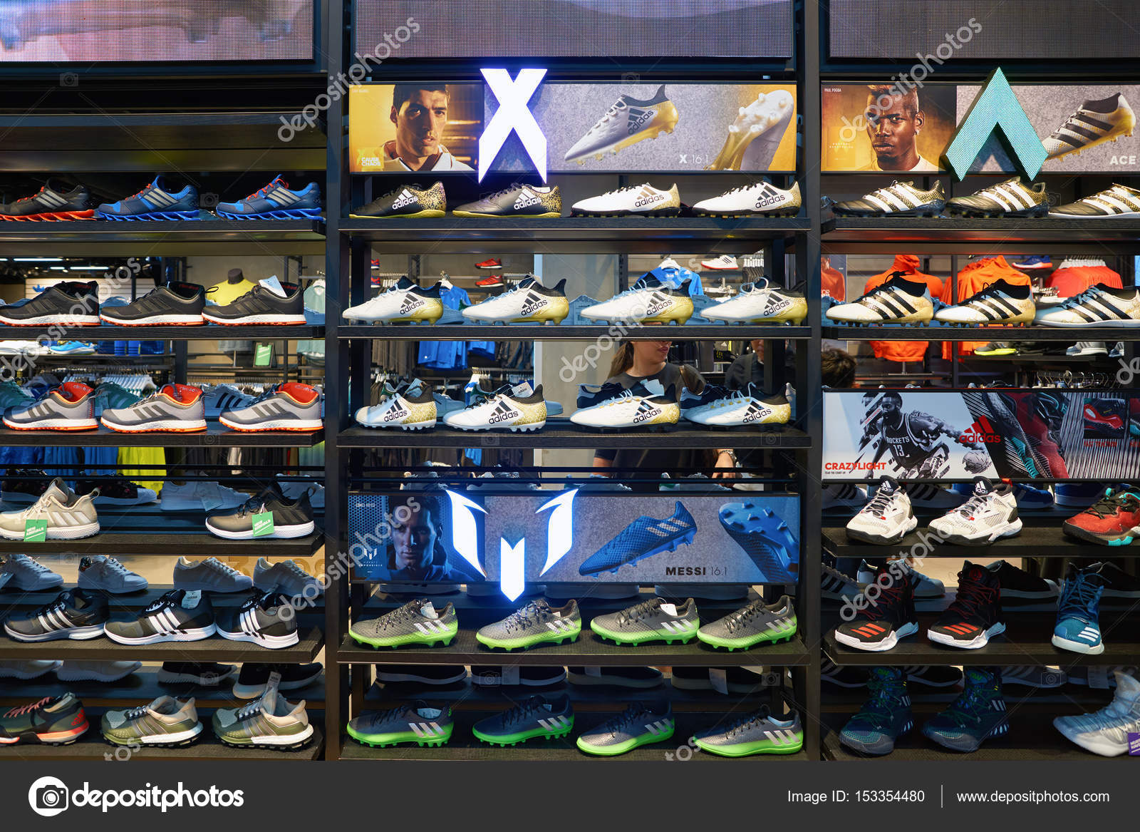 Adidas store Kong – Stock Editorial Photo © teamtime #153354480