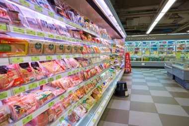  Tat süpermarket içinde