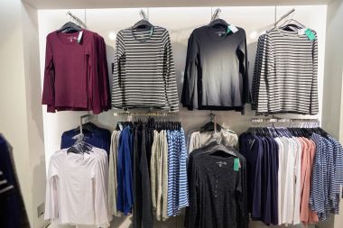 H ve M store içinde Hong Kong