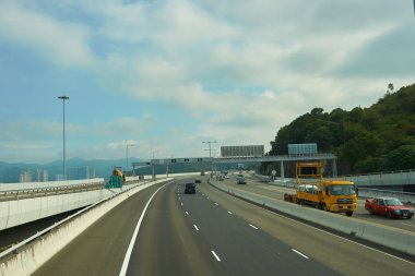 Hong Kong gündüz adlı