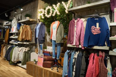 Quiksilver store Hong Kong