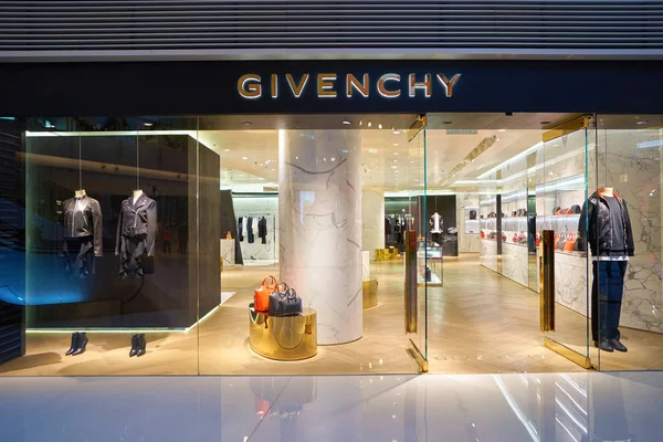 Loja Givenchy no shopping Elements — Fotografia de Stock