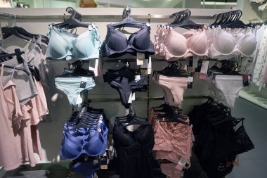  H ve M içinde saklamak