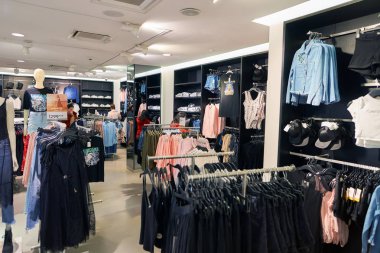  H ve M içinde saklamak