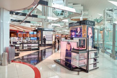 parfüm ve kozmetik ekranda