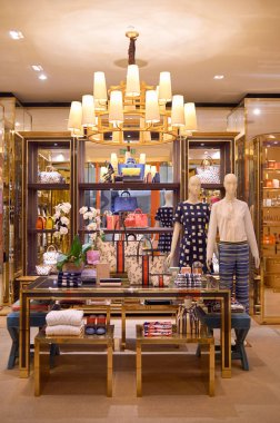 Bir alışveriş merkezinin içinde