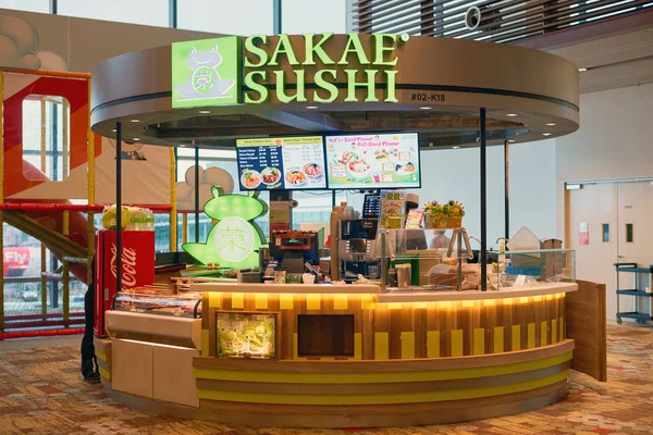 Sakae sushi am singapore changi flughafen. — Stockfoto