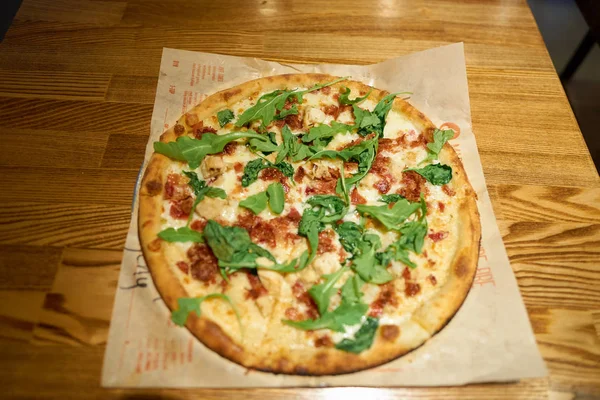 Pizza v restauraci Blaze Pizza — Stock fotografie