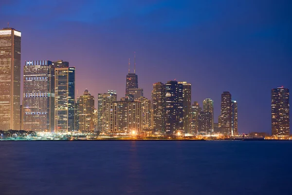 Chicago  high-rise buildings — Stock Photo, Image