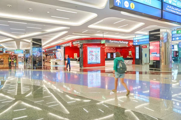 Aeropuerto Internacional de Dubai . —  Fotos de Stock