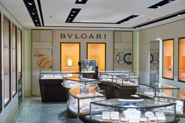 Tienda Bulgari en el aeropuerto . — Foto de Stock