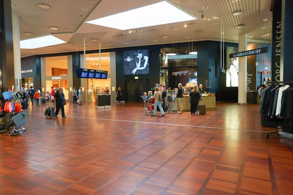Dentro do Aeroporto de Copenhaga — Fotografia de Stock