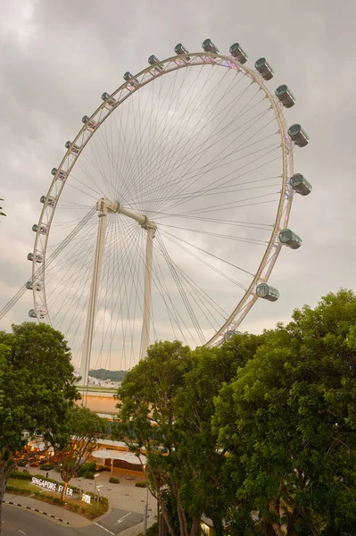 Singapore Flyer in the evening Royalty Free Stock Images