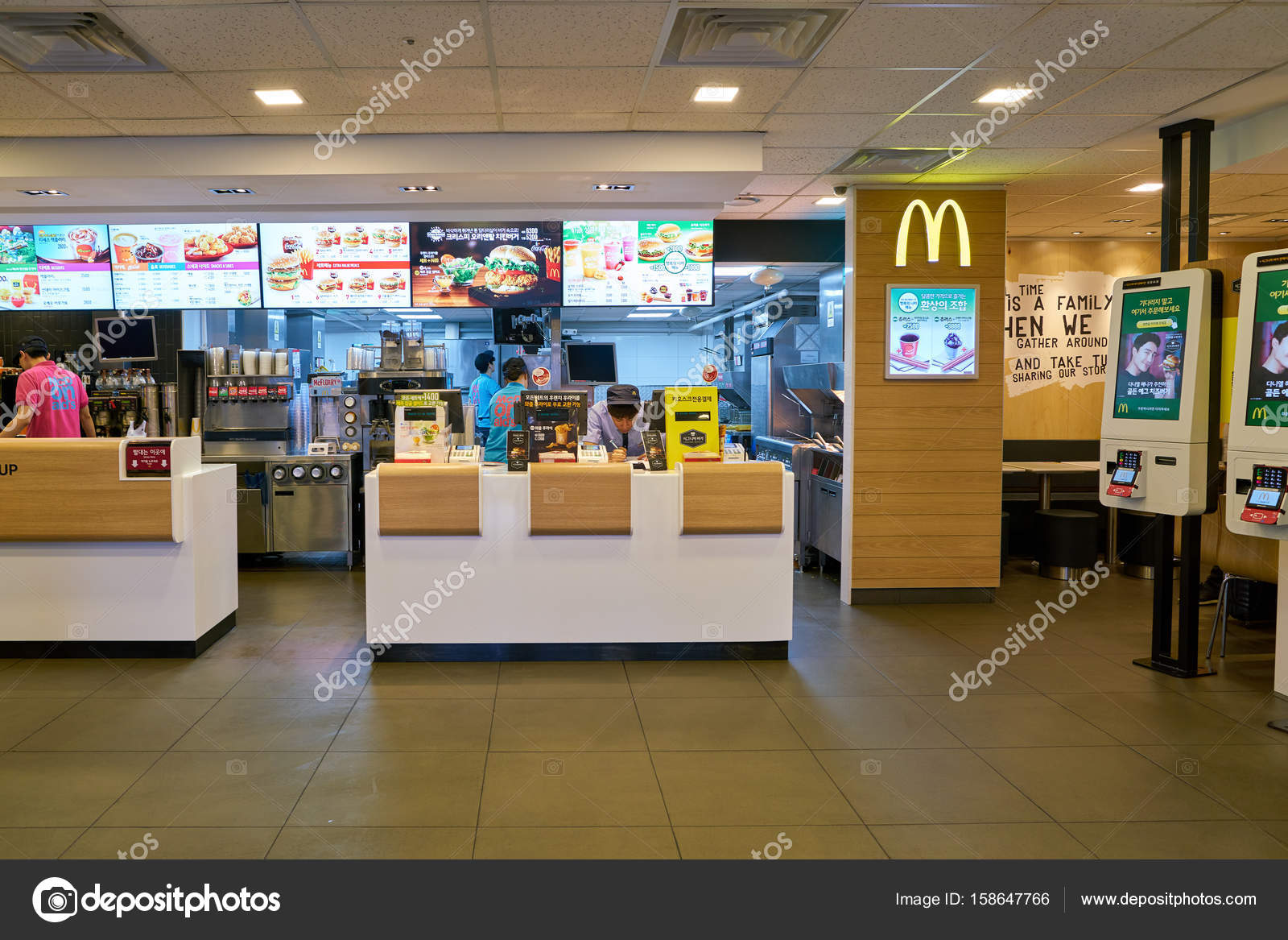 Inside McDonald's restaurant. – Stock Editorial Photo © teamtime #158647766