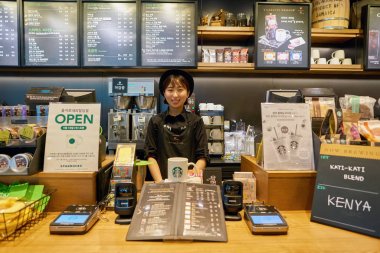 Starbucks rezerv görevli.