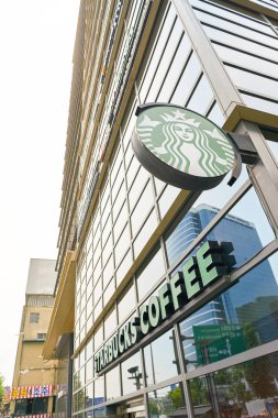 bir Starbucks Seul işareti