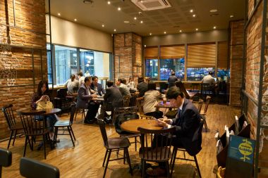 Starbucks Seul içinde.