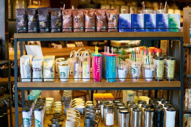 Starbucks Merkezi'nde sergilenen ürünler 
