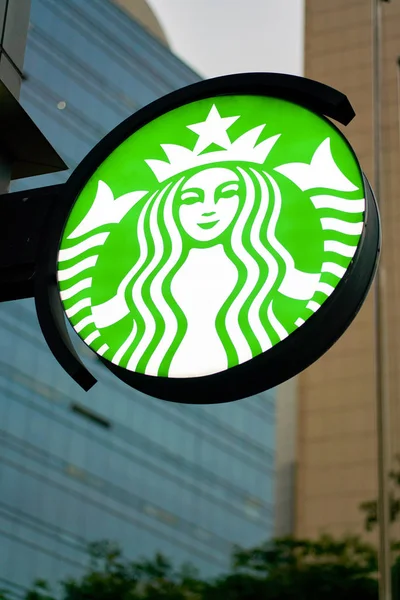 Увійдіть в Starbucks в Сеулі — стокове фото