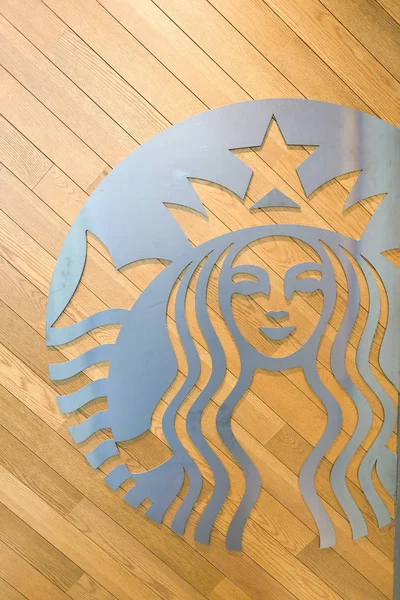 Starbucks знак. Starbucks корпорації — стокове фото