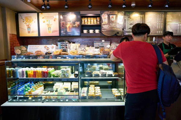 Display case at Starbucks — Stock Photo, Image