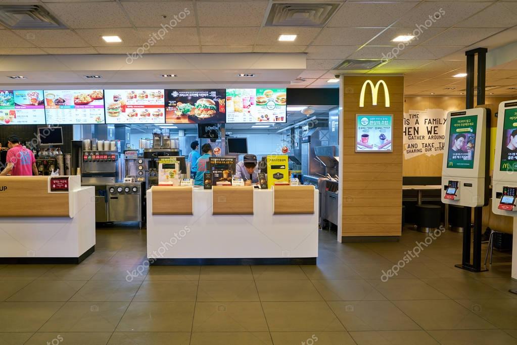 Inside McDonald's restaurant. - Stock Editorial Photo © teamtime #158647766