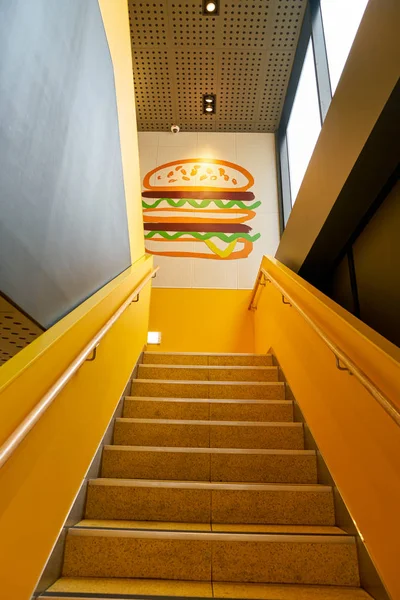 マクドナルドのレストランの内部. — ストック写真