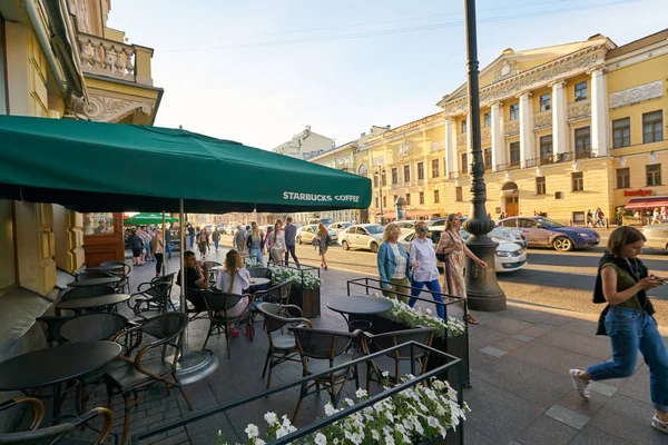 Saint Petersburg Russie Circa Août 2017 Café Starbucks Saint Pétersbourg — Photo