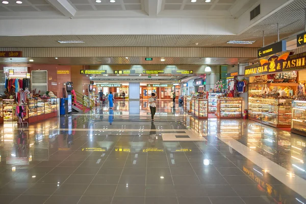 Hanoi Vietnam Mayo 2015 Dentro Del Aeropuerto Internacional Noi Bai — Foto de Stock