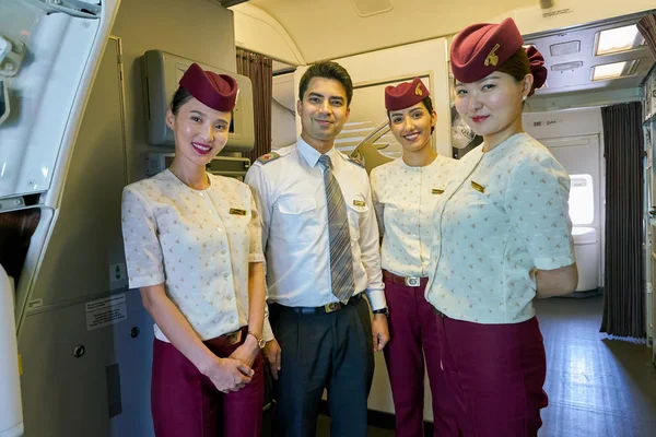 Incheon Coreia Sul Circa Maio 2017 Membros Tripulação Qatar Airways — Fotografia de Stock