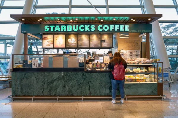 Инчеон Южная Корея Июнь Сирка 2017 Starbucks Международном Аэропорту Инчхона — стоковое фото