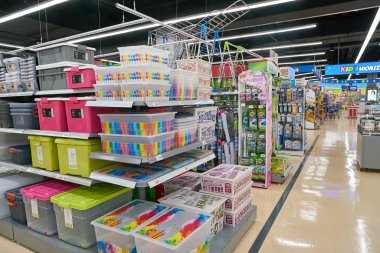 South Korea, Busan - 25 Mayıs 2017: Busan, Lotte Mart içinde